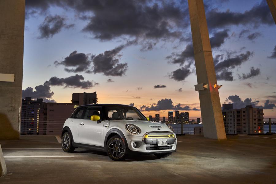 Mini Cooper SE (F56) 2020 года  (NA) (фото 247 из 342)